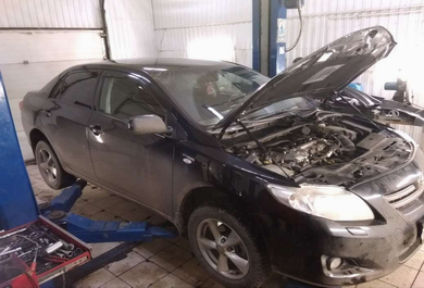 Автомобиль: Toyota Corolla 1.6 1ZR-FE (2008 год)