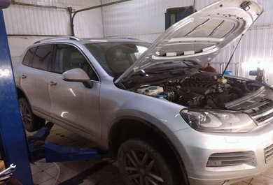 Автомобиль: VW Tuareg NF (2011 год)