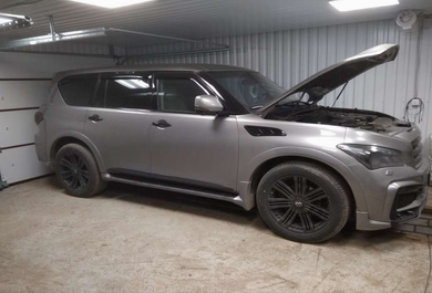 Автомобиль: Infinity QX56 (2012 год)